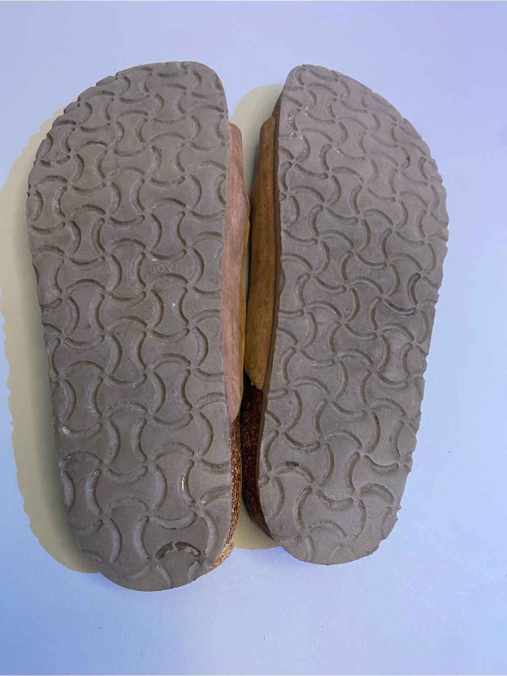 Naot Austin Brown Suede Leather Sandals Three Strap Flat Slip On Size US 7.5-8 - Picture 4 of 11